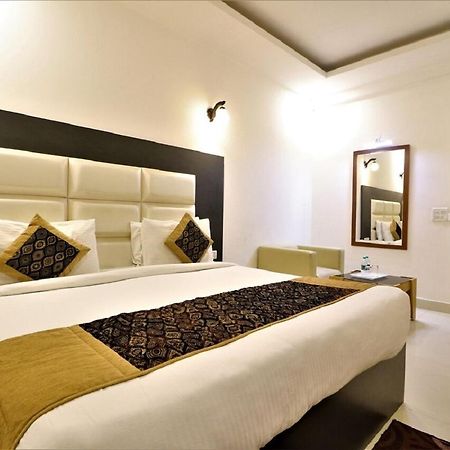 Aerocity Hotel Jindal Palace Delhi- A Well Hygiene Property"All Staff Vaccinated " Nueva Delhi Exterior foto