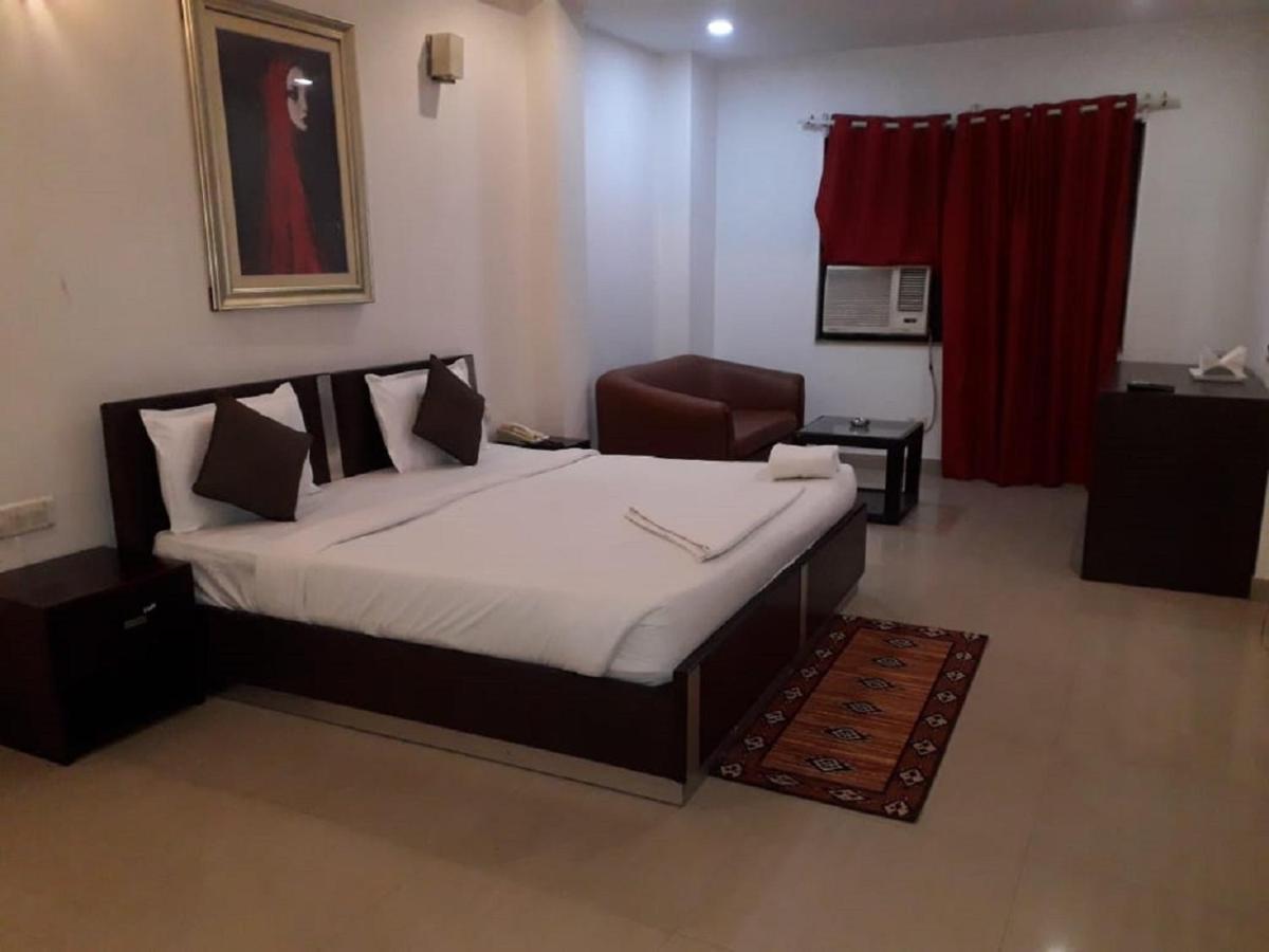 Aerocity Hotel Jindal Palace Delhi- A Well Hygiene Property"All Staff Vaccinated " Nueva Delhi Exterior foto